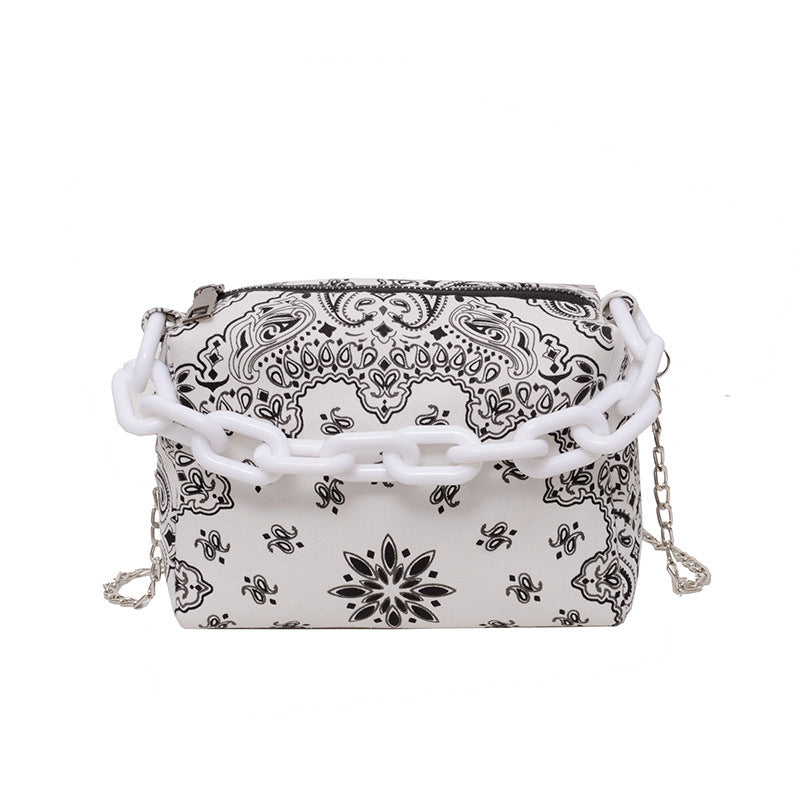 Chain Messenger Bag Cashew Flower Shoulder Pouch